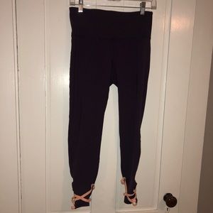 **3/$12 Workout leggings